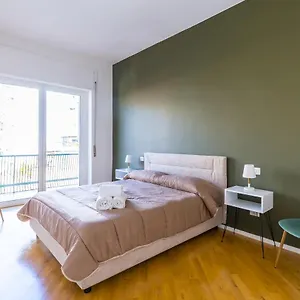  Appartamento Chiaia Mon Elegant Flat By Napoliapartments